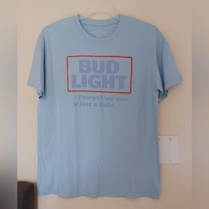 American Eagle Outfitters Men's Bud Light T-Shirt Size Small